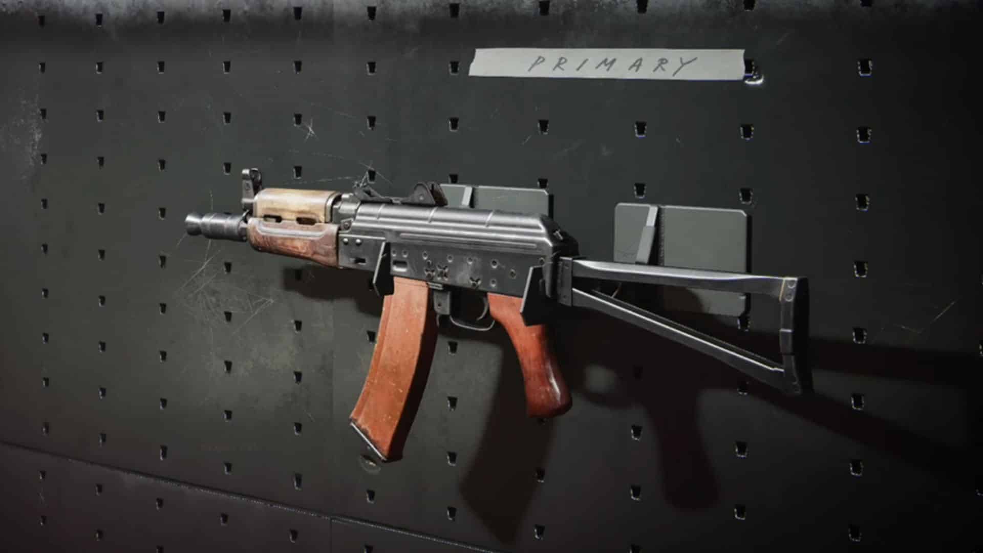 ak-74u smg en operaciones negras de bacalao temporada 2 de la guerra fría