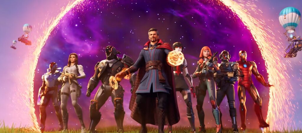 Personajes de Dr Strange y Fortnite saliendo de un Portal