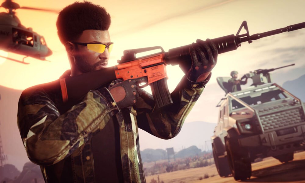 GTA Online character with Service Carbine M16