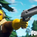 Fortnite character aiming weapon