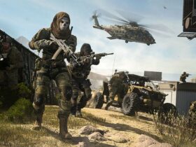 Players running from a helicopter in Modern Warfare 2