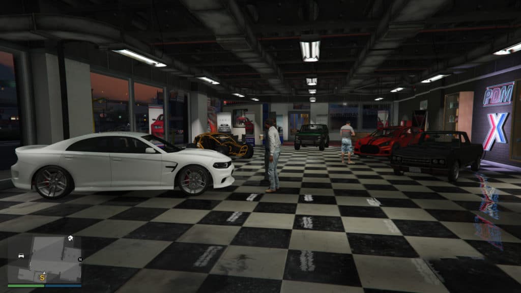 Vehículos de automovilismo premium de lujo de GTA Online