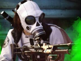 cod warzone 2 operator wearing gas mask