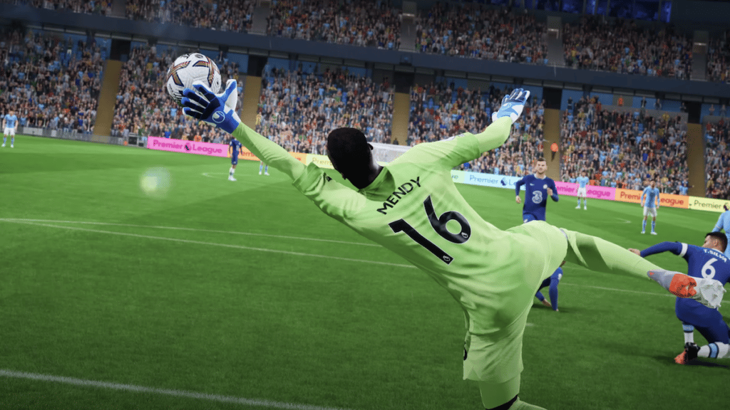 Mendy salvando en FIFA 23