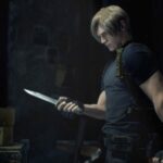 leon kennedy holding a knife in resident evil 4 remake