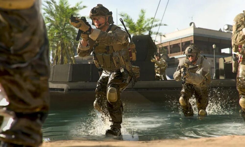 warzone 2 operators running through water with weapons out