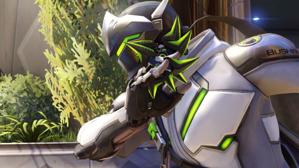 genji lanzando cuchillas en overwatch 2