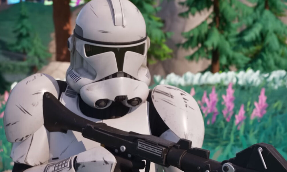 Clone Trooper with DC-15 Blaster Rifle in Fortnite