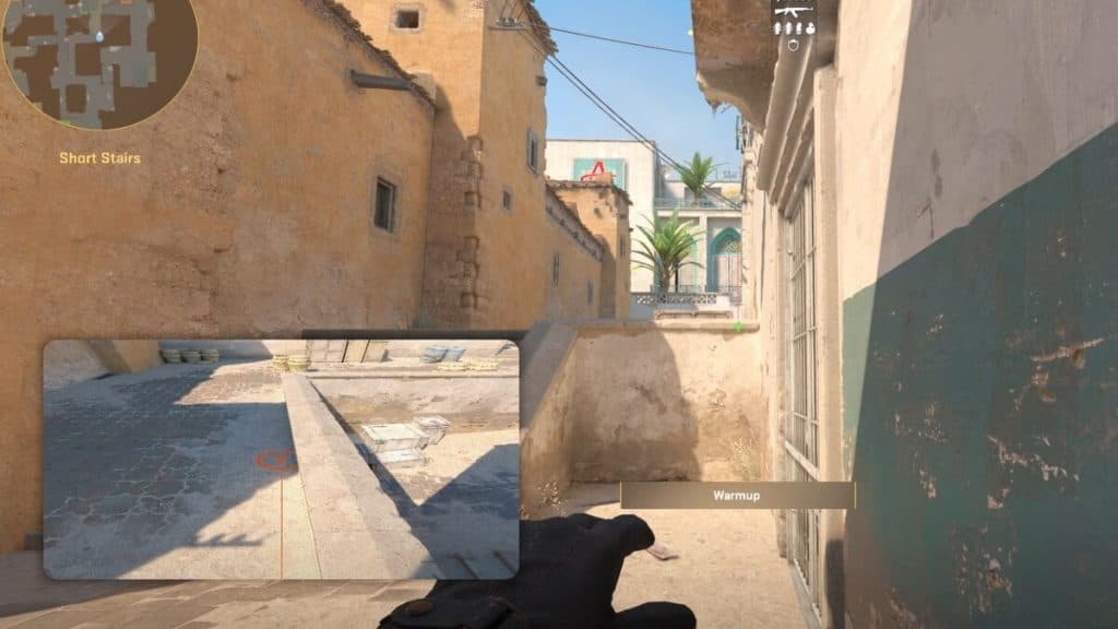 Una breve alineación de humo cruzado en Dust 2 en CS2