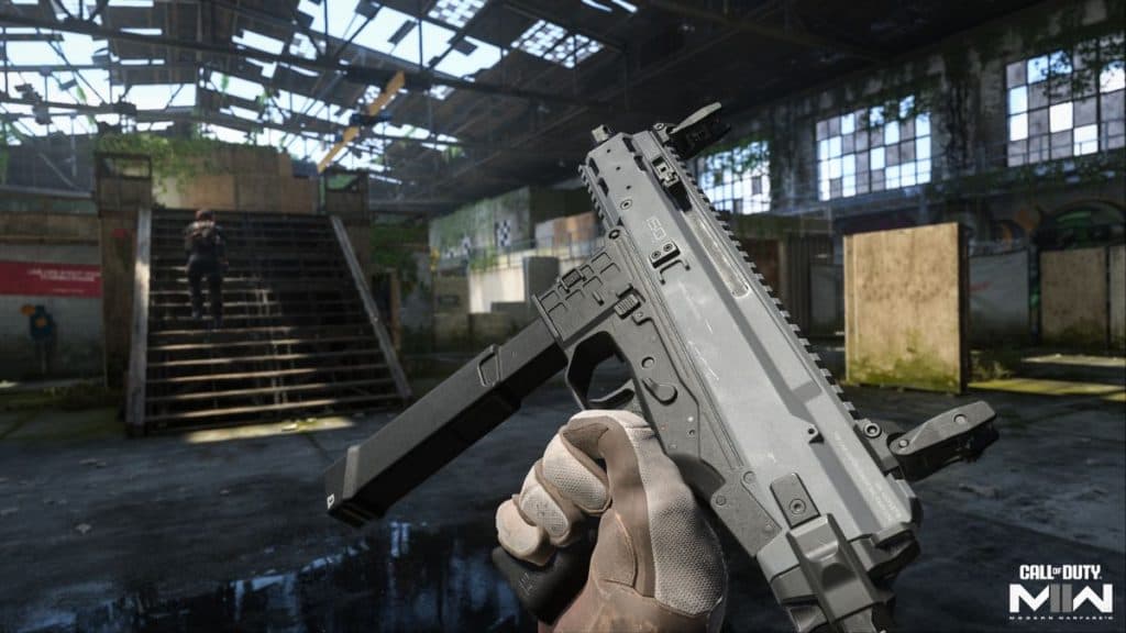 iso 9 mm smg en modern warfare 2