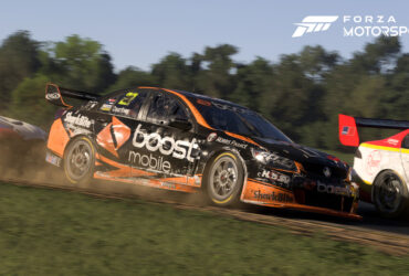 Dented car racing on a dirt in Forza Motorsport