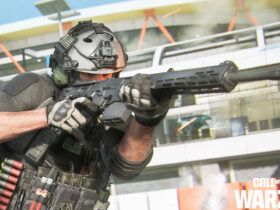 Warzone Operator holding weapon