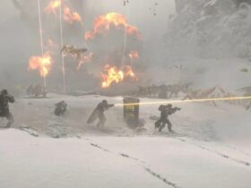 Helldivers 2 players on snowy map